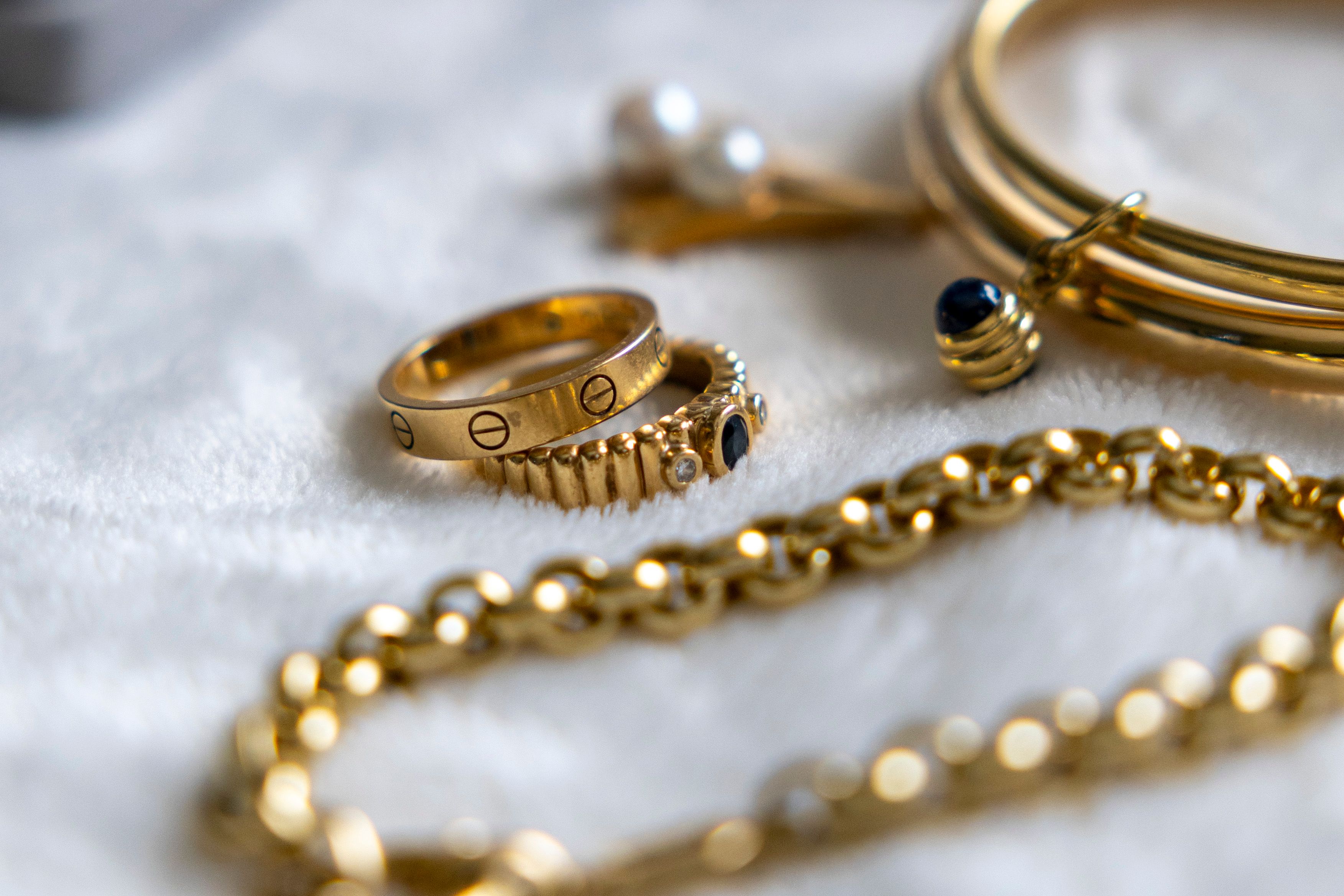 où revendre un bijou en or 18 carats ?