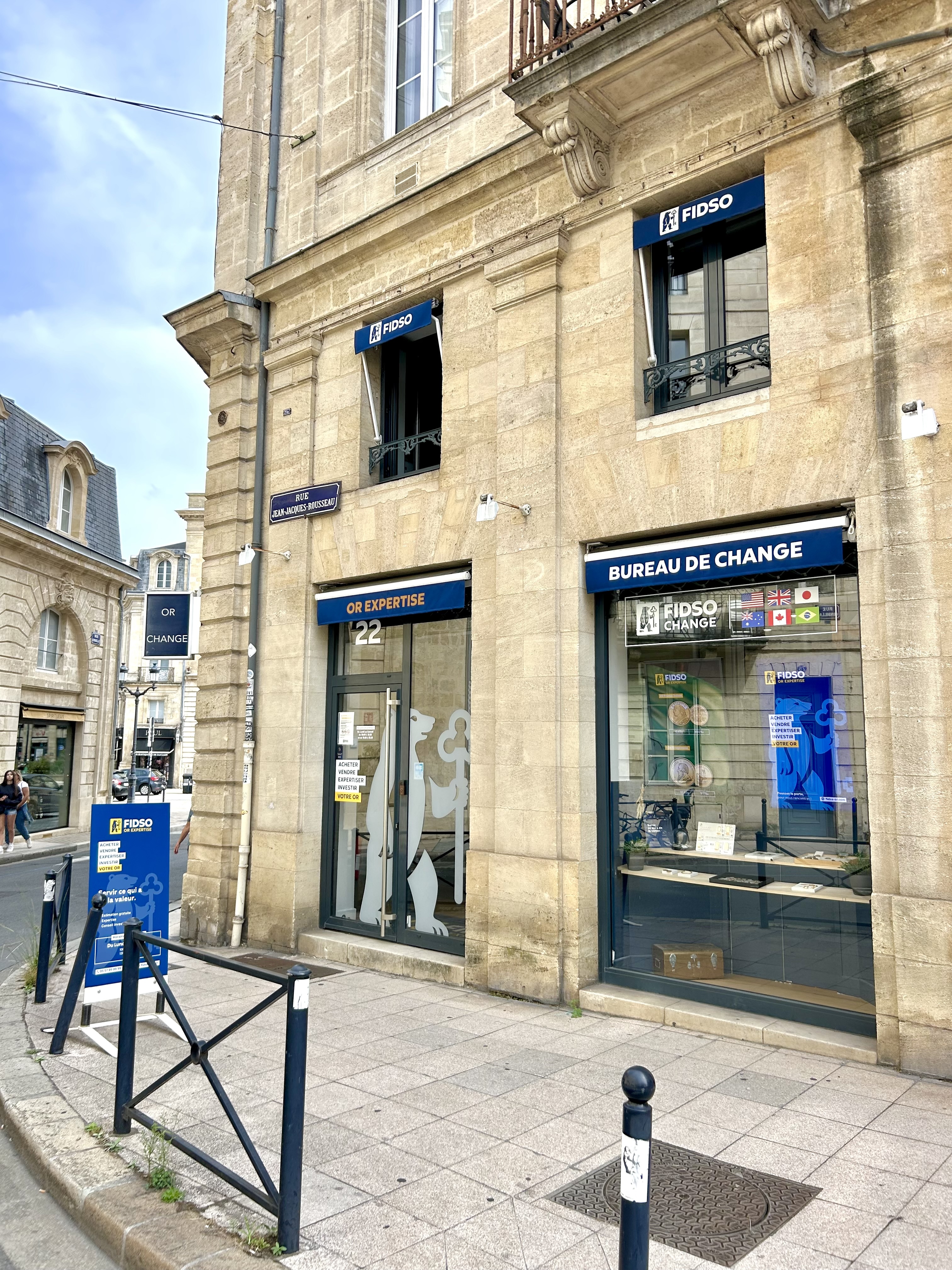 façade de l'agence de fidso bordeaux rousseau