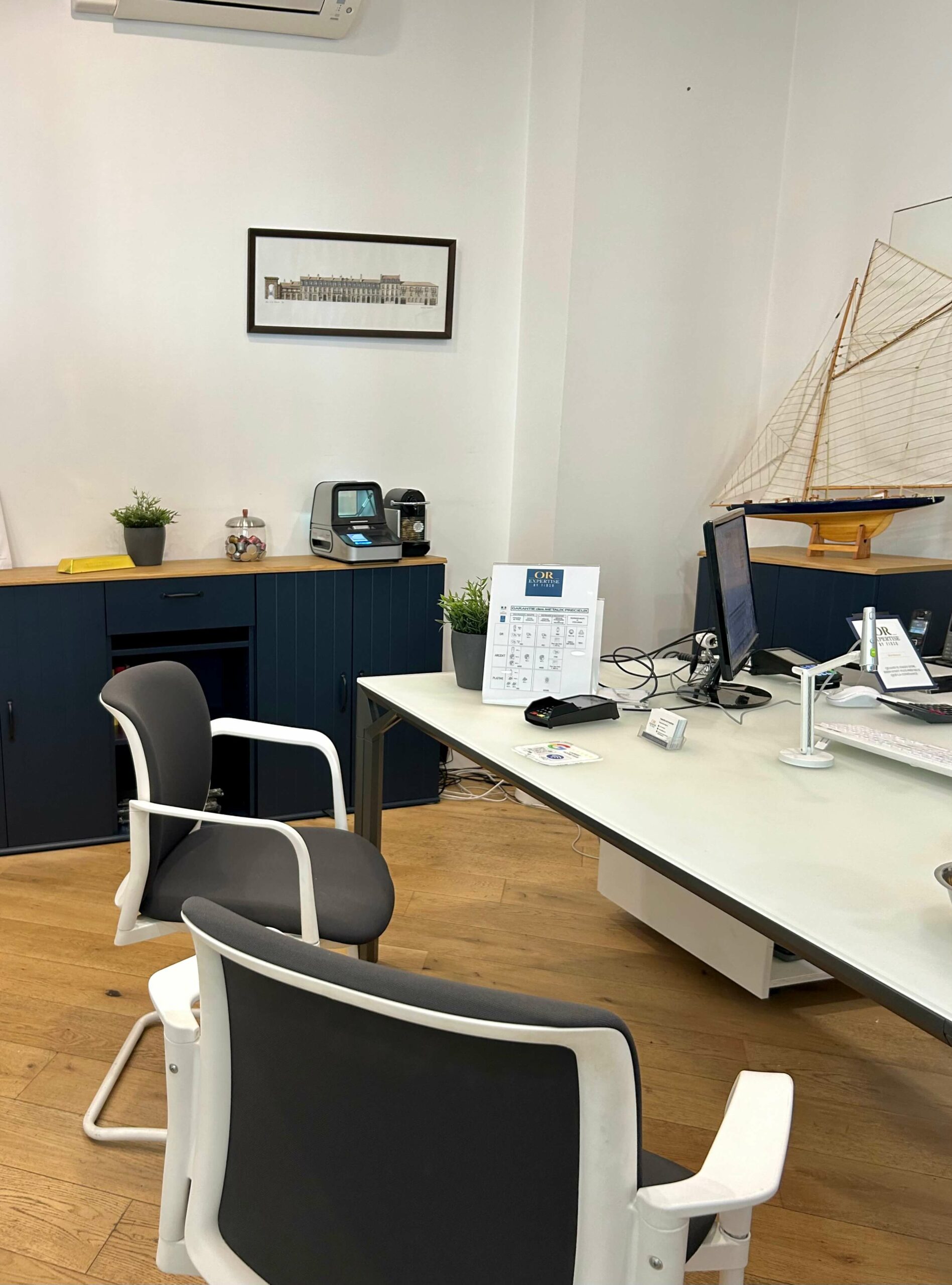 bureau change bordeaux rousseau int 2