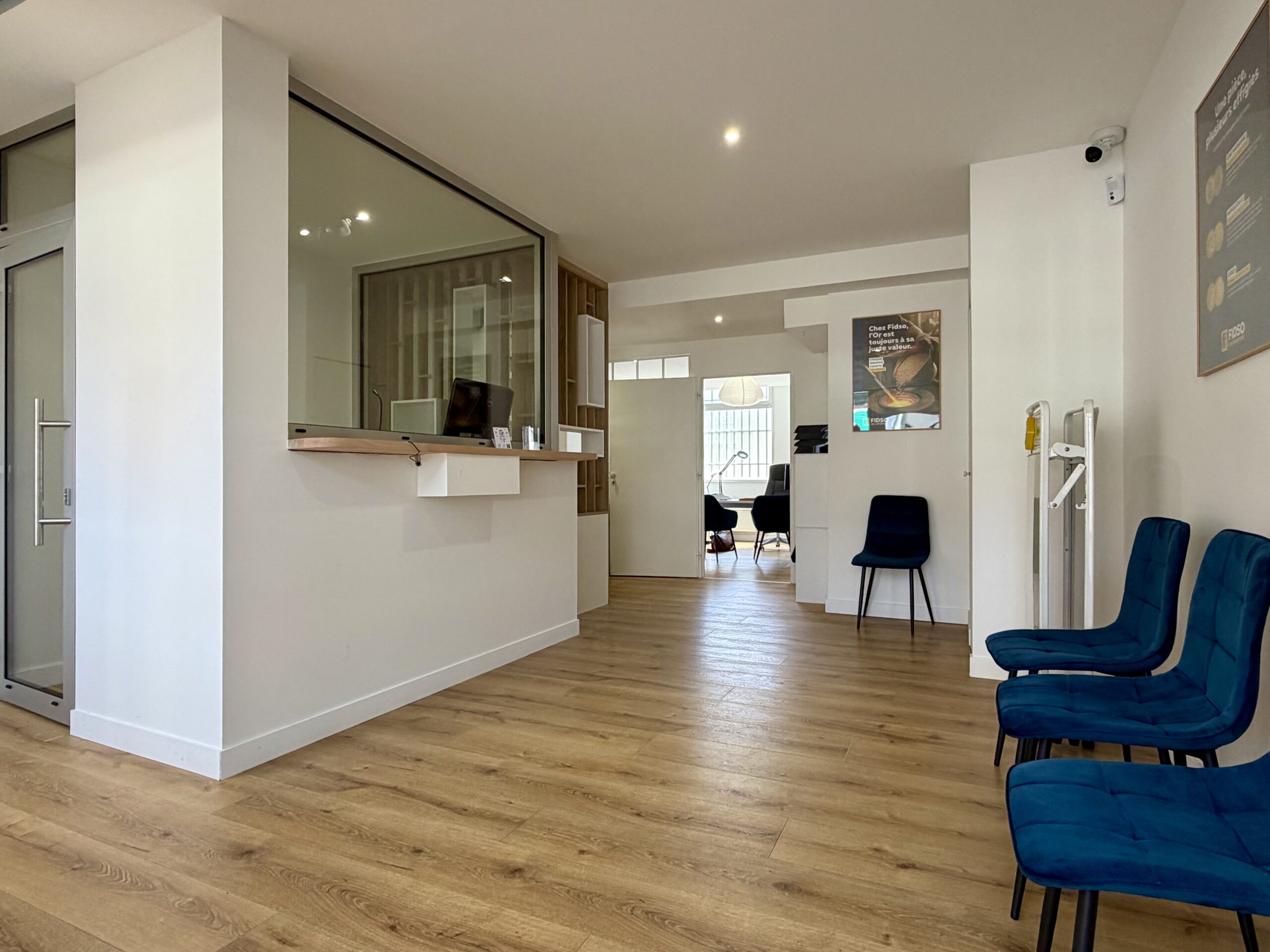le-mans-bureau-de-change-interieur-agence